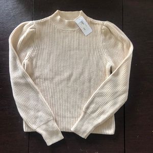Evereve 525 mock neck shaker sweater, Ivory.  Size Medim